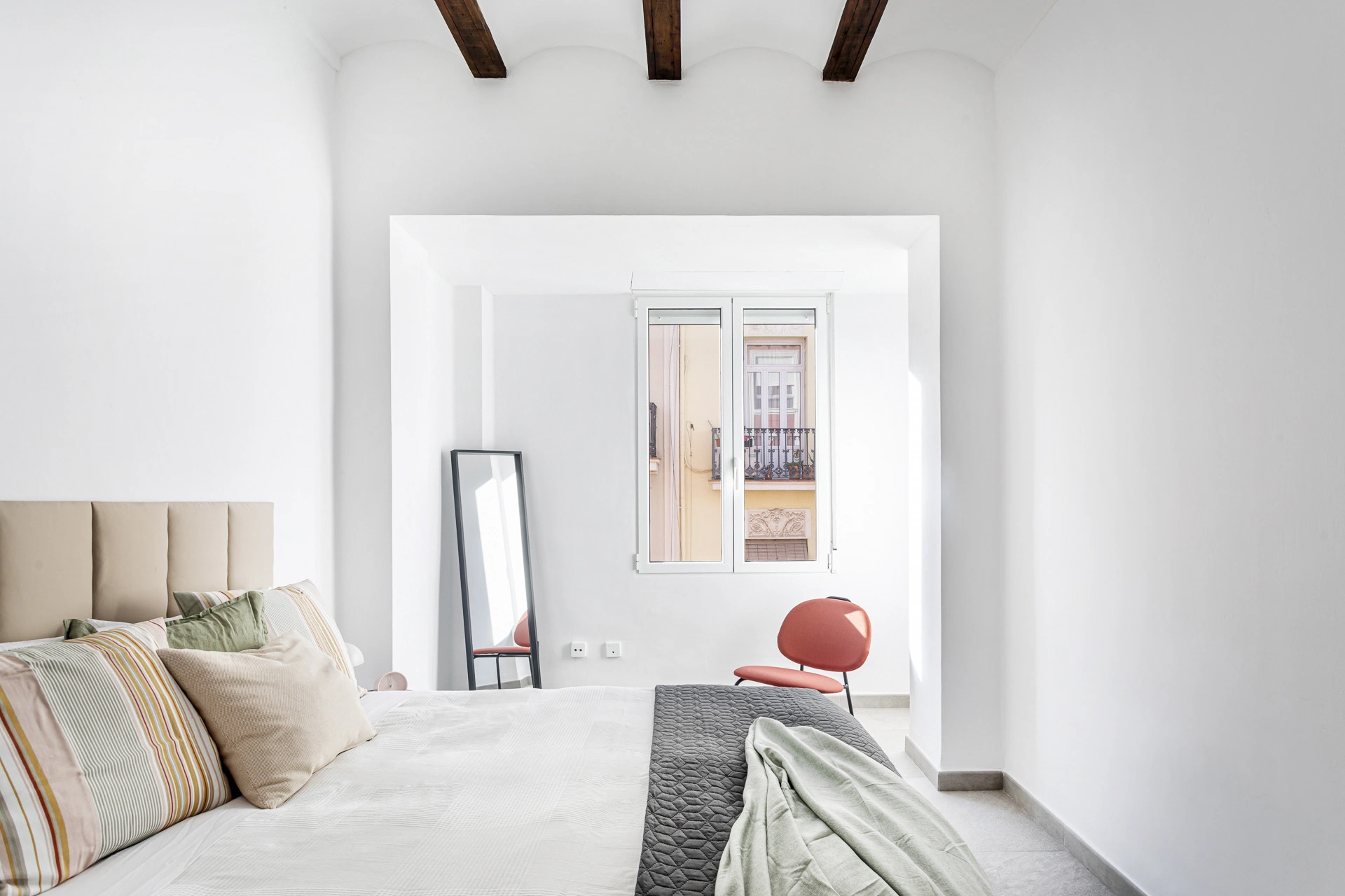 Vivienda reformada en El Cabanyal, calle Progreso — proyecto Reform Decor